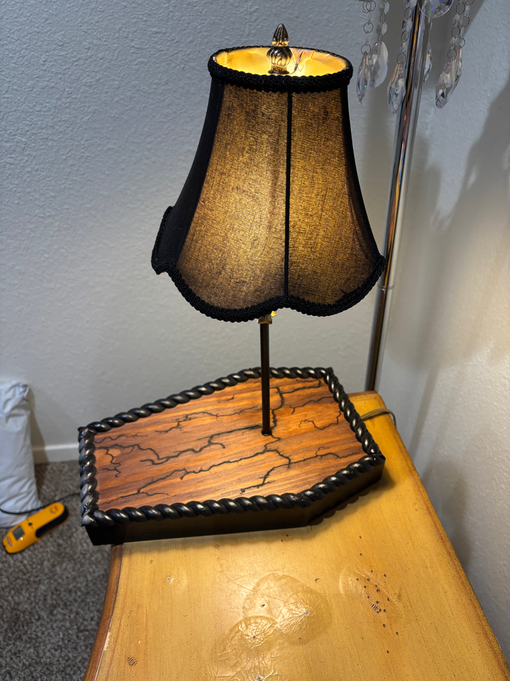 The Coffin Lamp- Fractal Edition