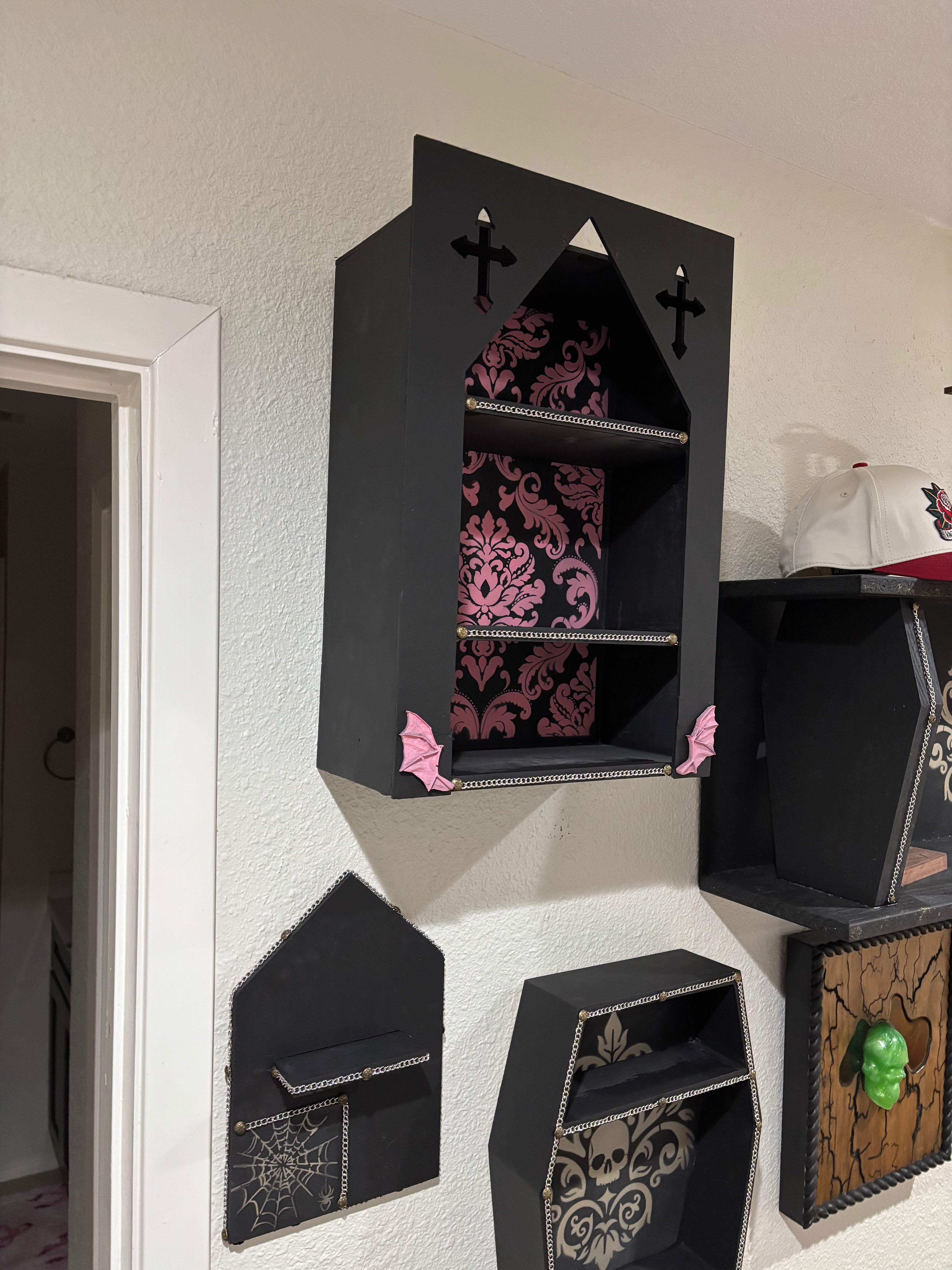 The Reliquary Case- Cathedral Edition