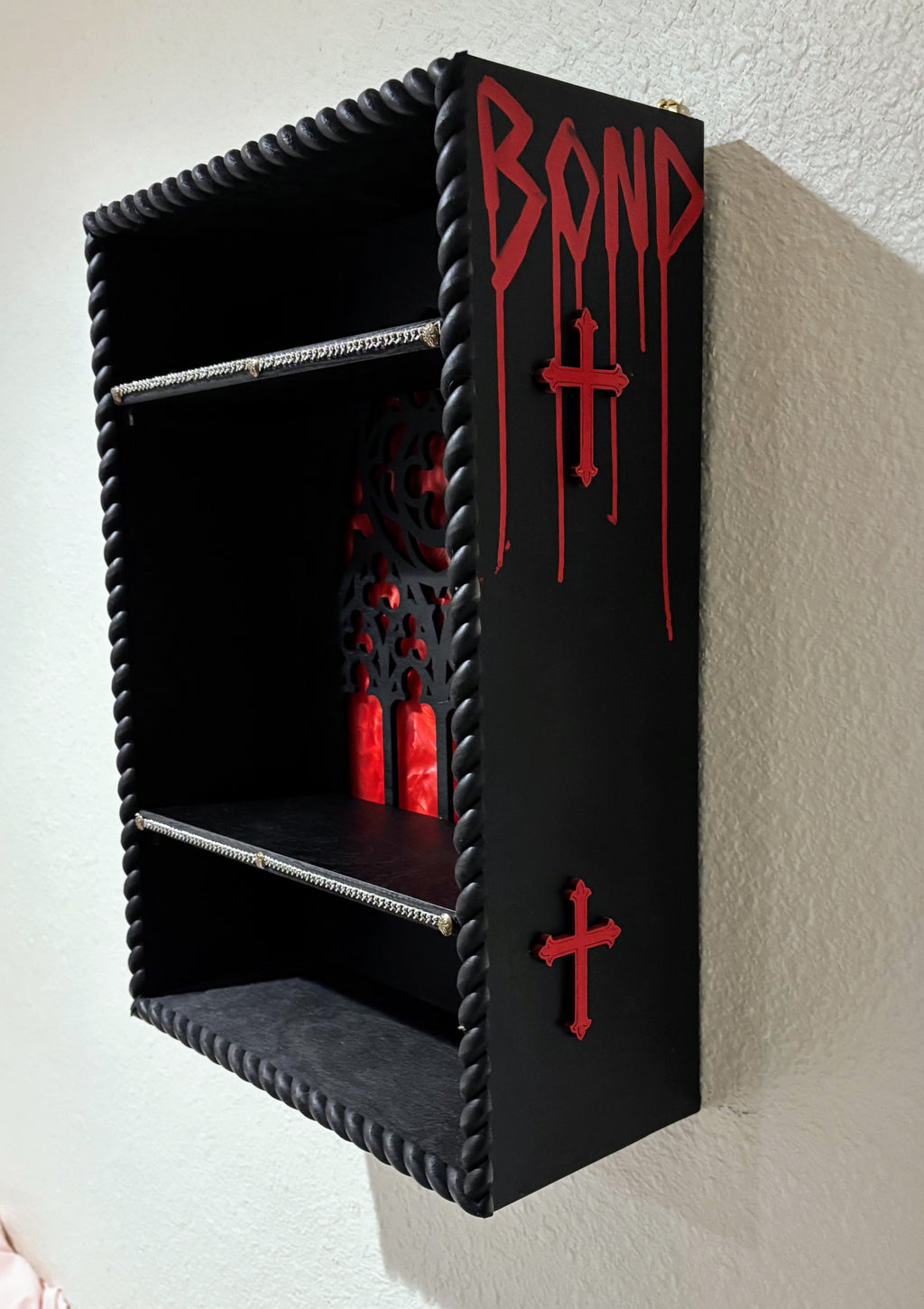 The Reliquary Case- Gothic Arch Edition