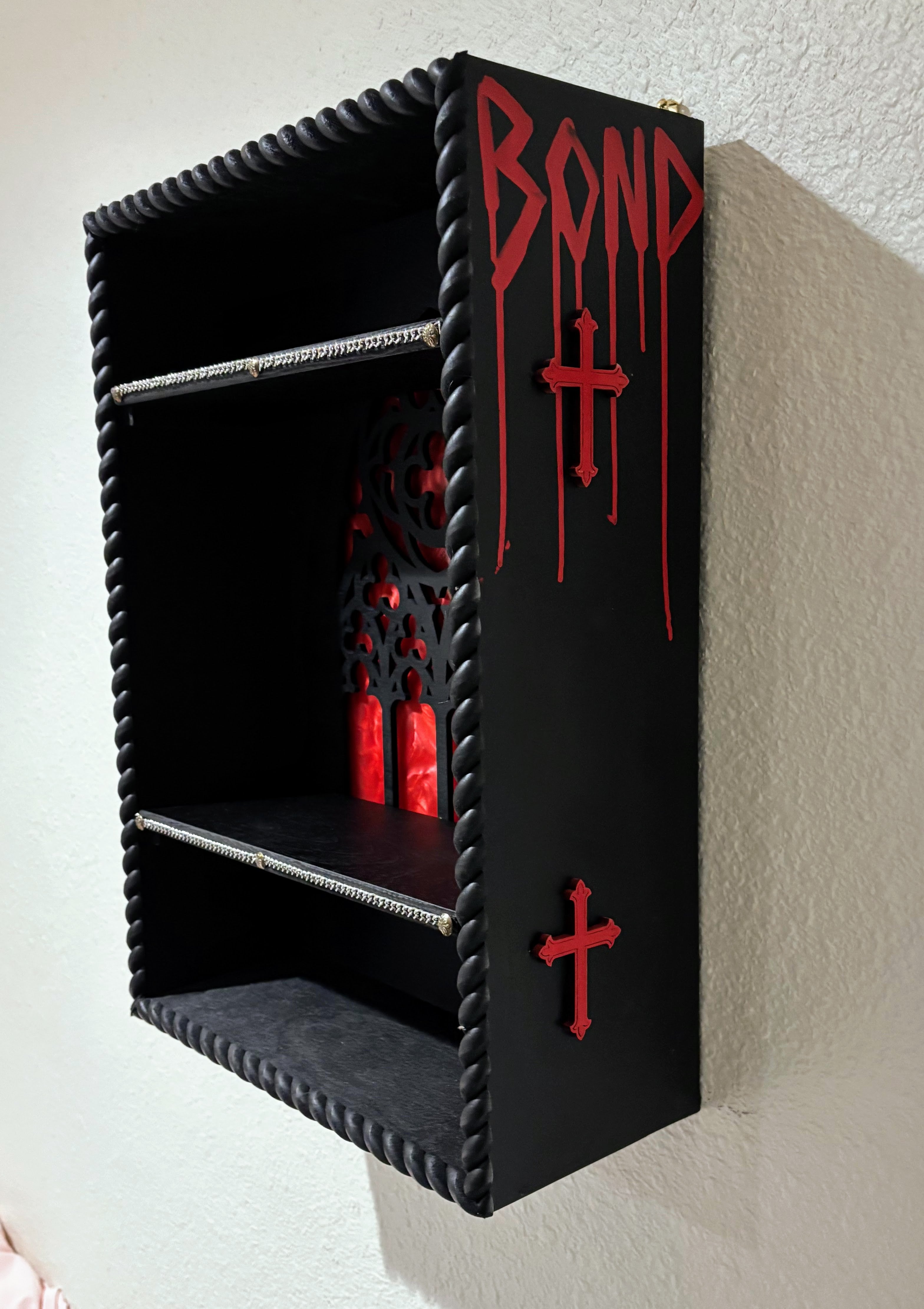 The Reliquary Case- Gothic Arch Edition