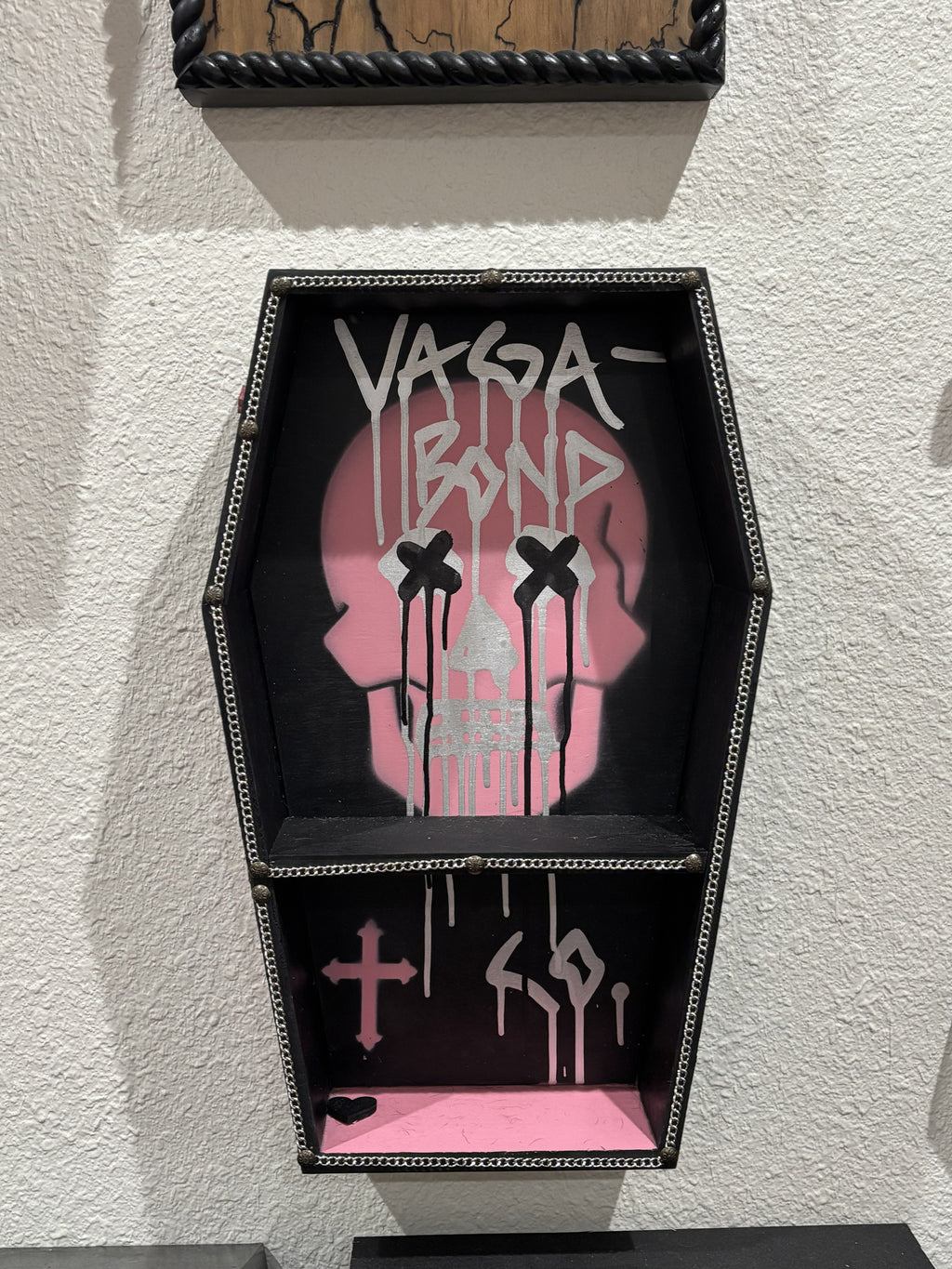 The Pink Skull Case