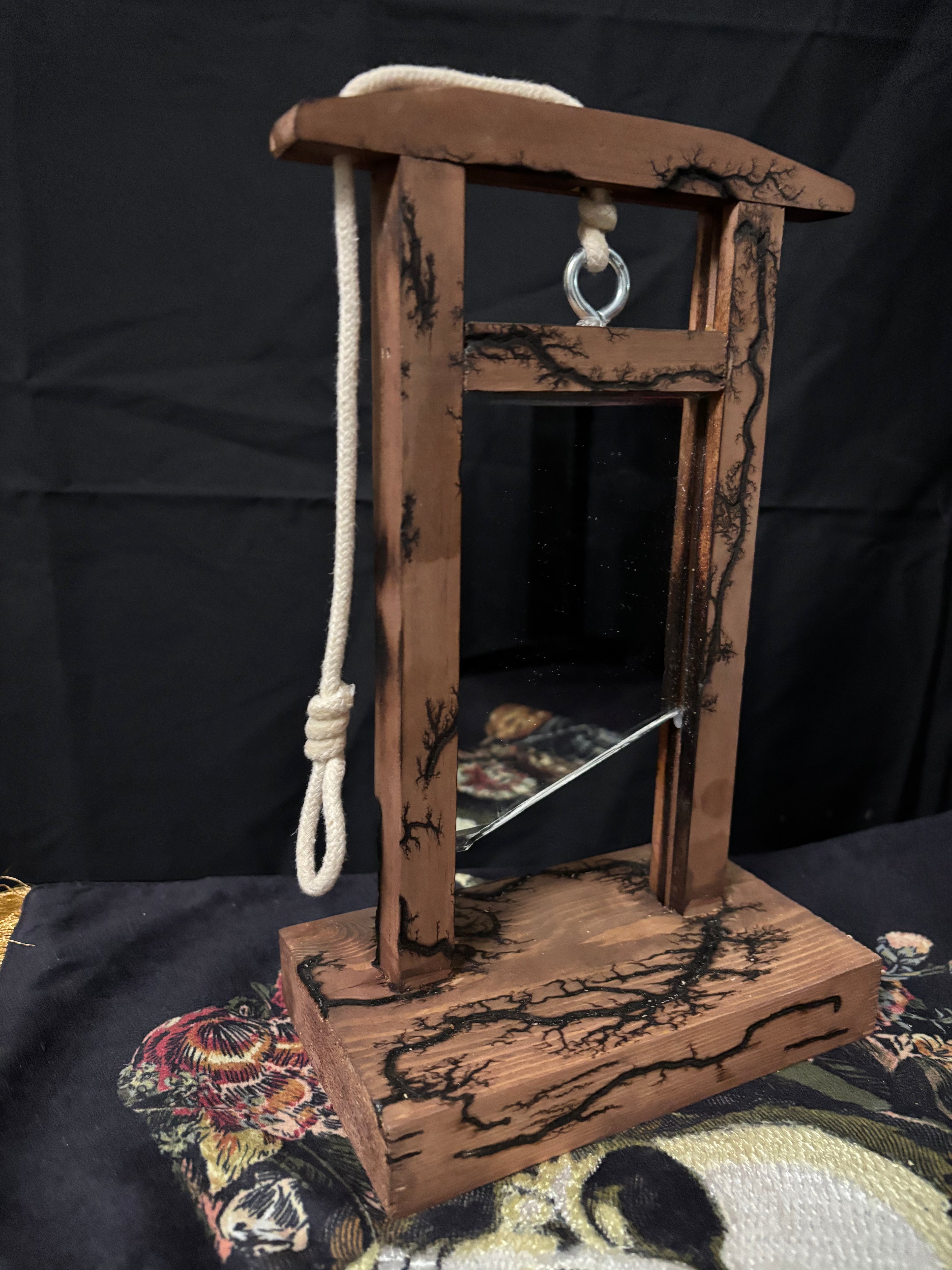 The Mini-Guillotine