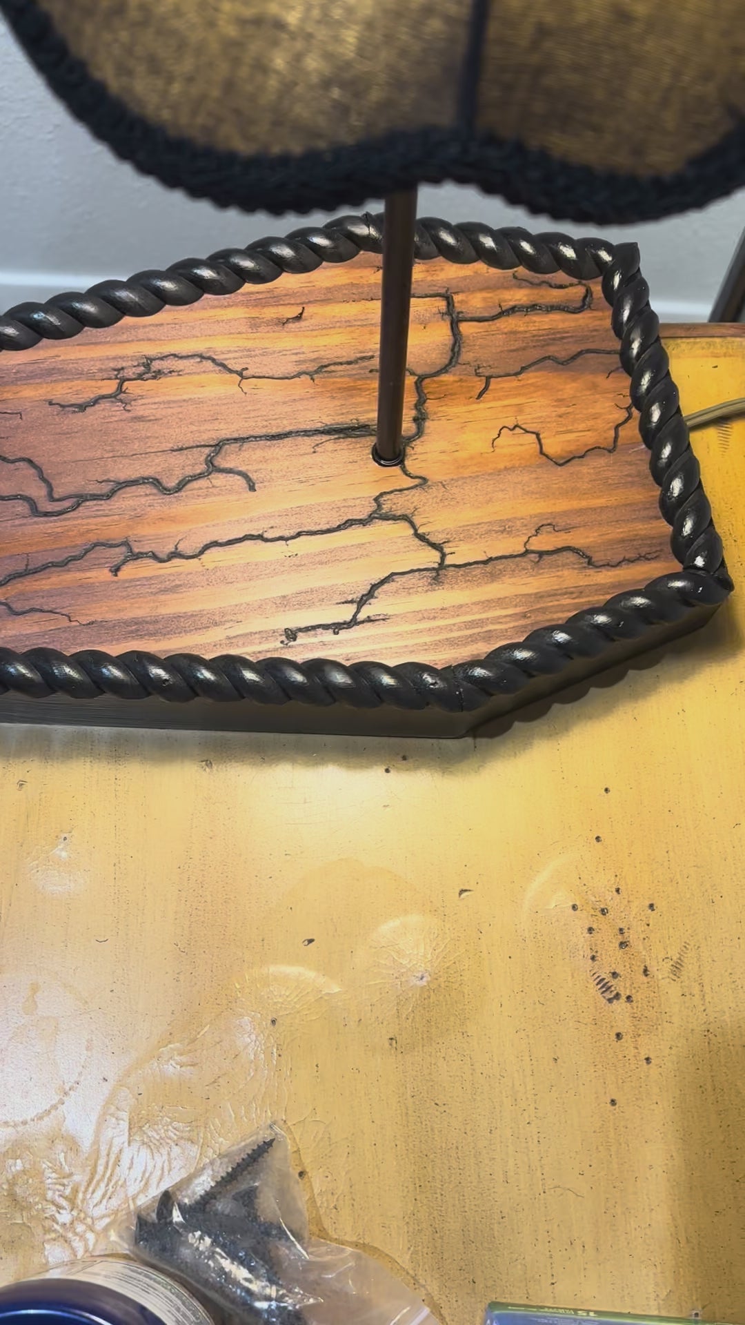 The Coffin Lamp- Fractal Edition